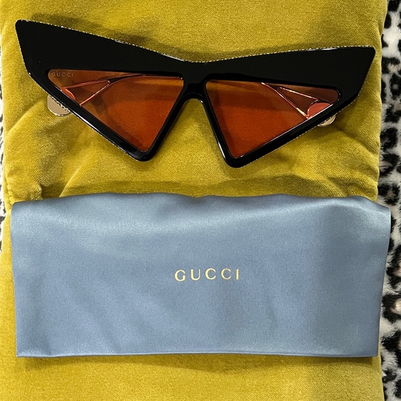 Gucci | Accessories | Gucci 7mm Cat Eye Sunglasses Special  display picture 1